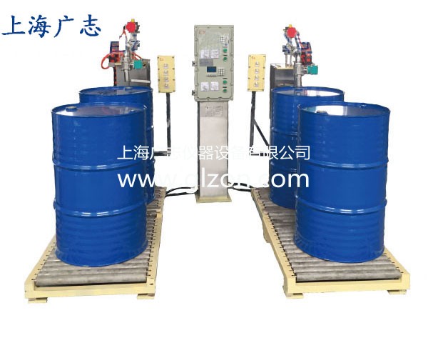 全自動灌裝機怎么連接儲料桶  