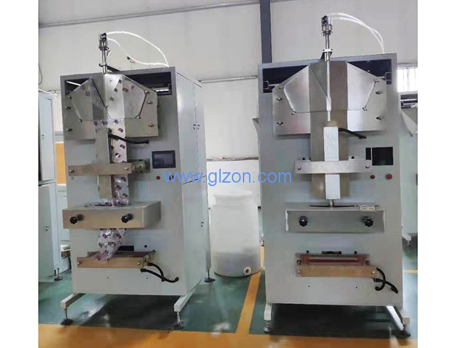 1585467930907755.jpg 化工灌裝機,200L灌裝機,涂料油漆灌裝機,潤滑油灌裝機