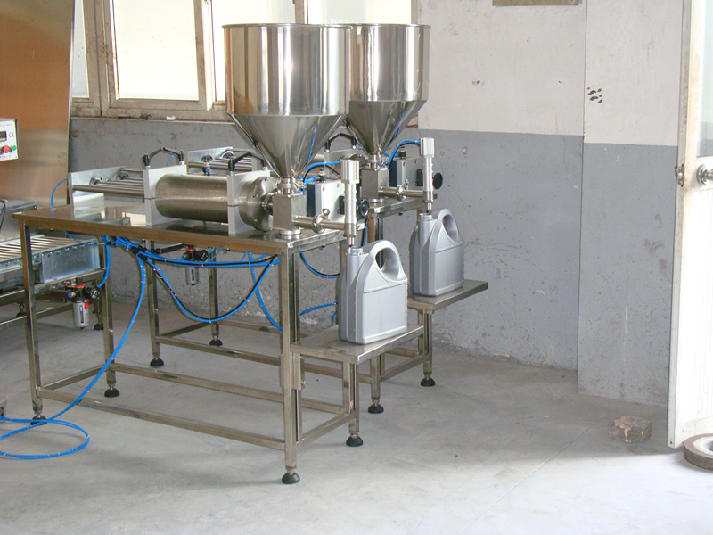 液體灌裝機(jī),干粉砂漿包裝機(jī),全自動(dòng)灌裝設(shè)備,噸袋包裝機(jī) 液體灌裝機(jī),干粉砂漿包裝機(jī),全自動(dòng)灌裝設(shè)備,噸袋包裝機(jī)