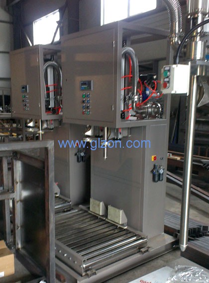 干粉砂漿包裝機(jī),噸袋包裝機(jī),液體灌裝機(jī),灌裝設(shè)備廠家