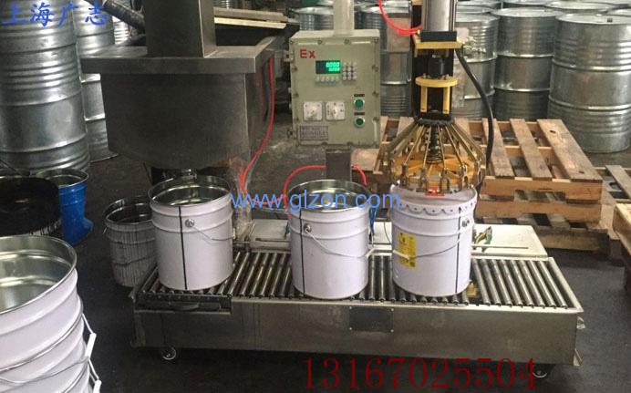 1619245859447788.jpg 液體灌裝機(jī),稱重灌裝機(jī),定量灌裝機(jī)