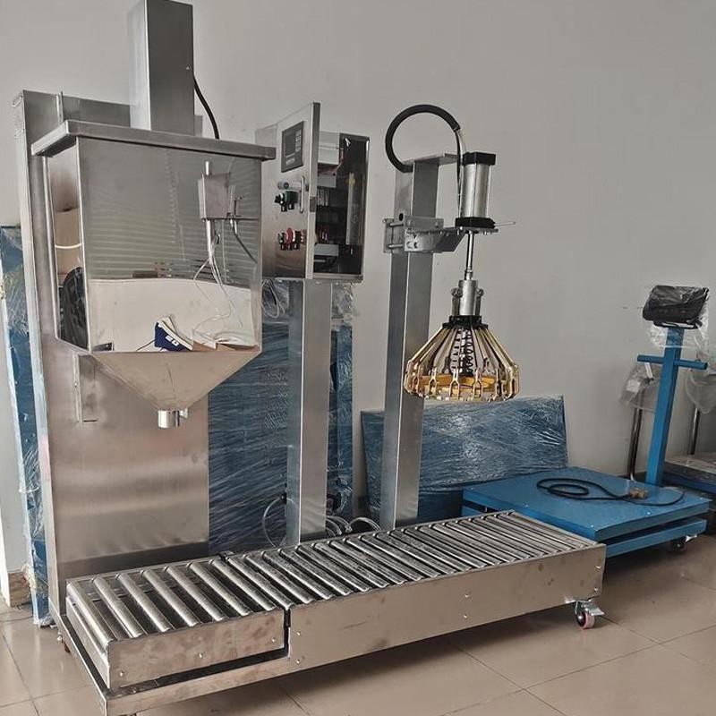液體灌裝機(jī),稱重灌裝機(jī),定量灌裝機(jī) 液體灌裝機(jī),稱重灌裝機(jī),定量灌裝機(jī)