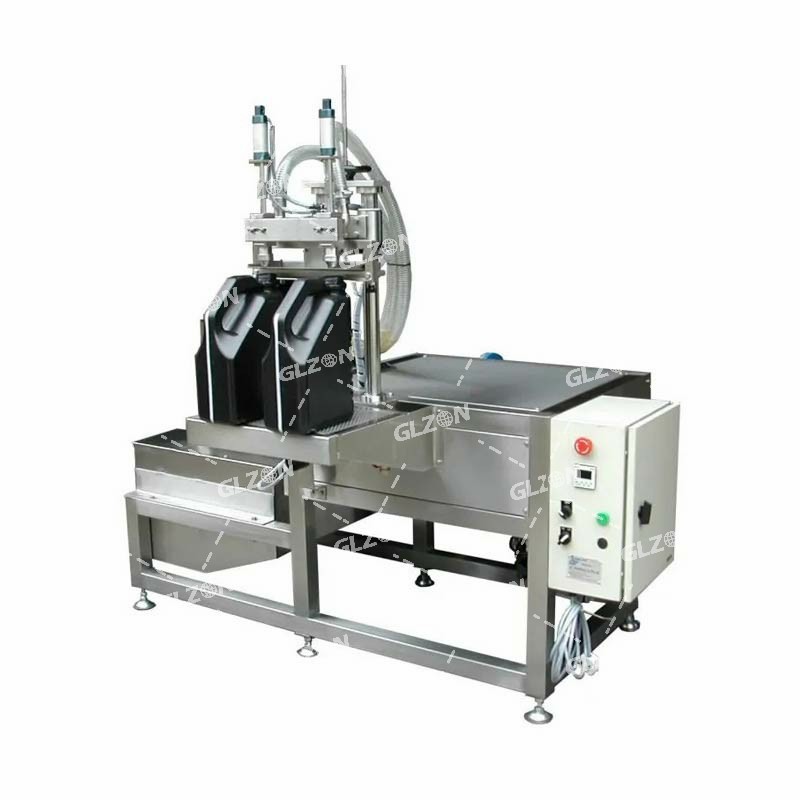 液體灌裝機(jī),稱重灌裝機(jī),定量灌裝機(jī) 液體灌裝機(jī),稱重灌裝機(jī),定量灌裝機(jī)