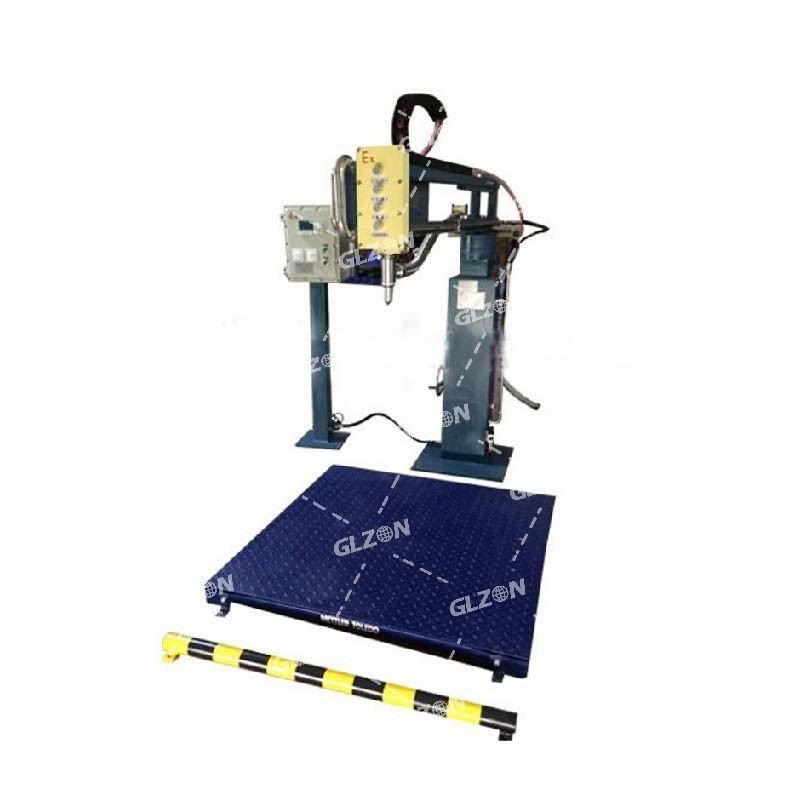 自動旋蓋包裝機,1000L噸桶消毒劑包裝機